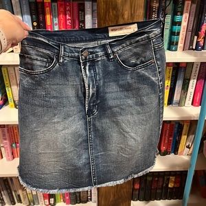 Raw edge Jean Skirt